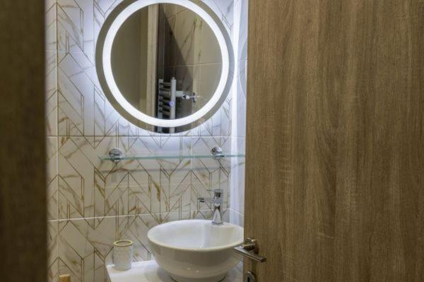 Apartament G102 Κεντρικό Πολυτελές Διαμέρισμα Wolos Zewnętrze zdjęcie